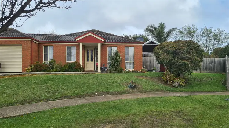 Main view of Homely house listing, 4 Michaelia Close, Cranbourne West VIC 3977