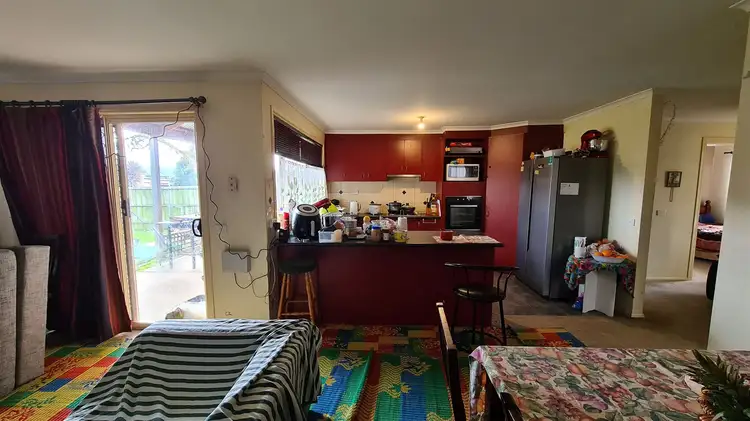 Fifth view of Homely house listing, 4 Michaelia Close, Cranbourne West VIC 3977