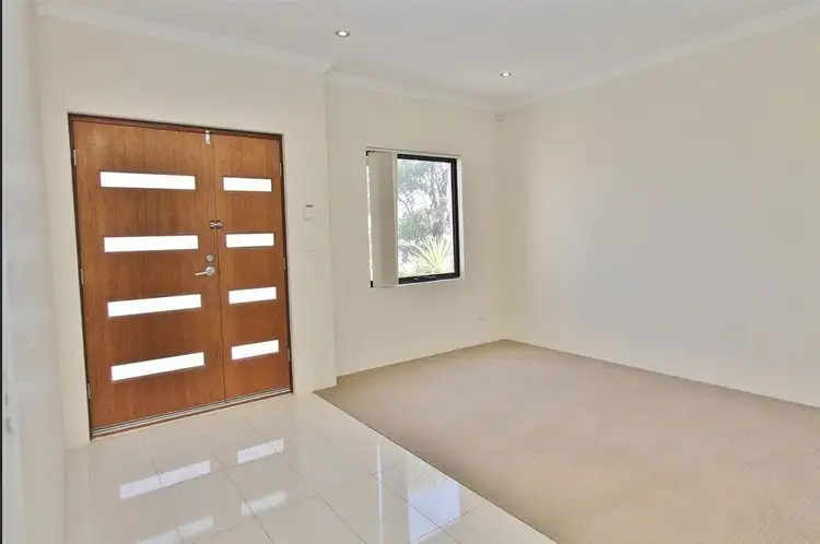Fifth view of Homely house listing, 11 Shiraz Boulevard, Pearsall WA 6065