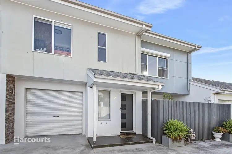 Main view of Homely townhouse listing, 2/185 Tongarra Road, Albion Park NSW 2527