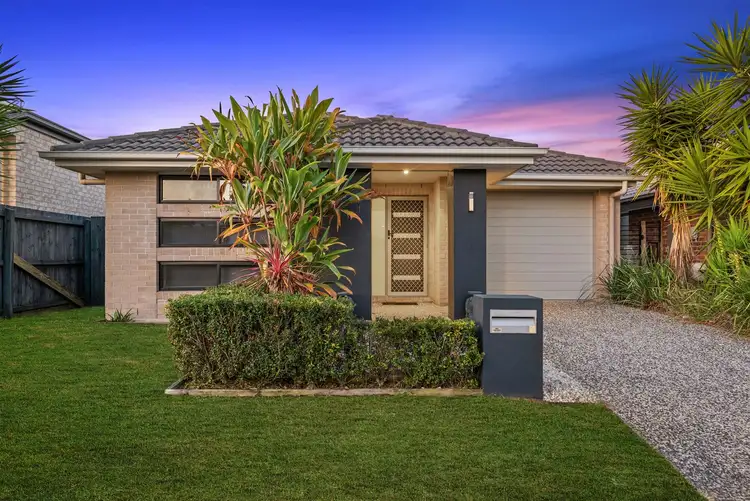 7 Ravensbourne Crescent, North Lakes QLD 4509