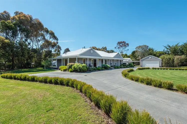 14 Sandstone Island Circle, Bittern VIC 3918