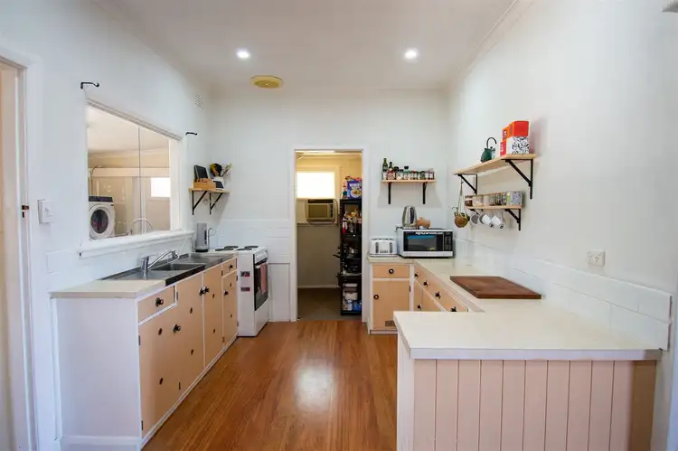 Seventh view of Homely house listing, 453 Kotthoff Street, Lavington NSW 2641