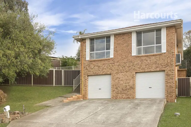 8 Uriah Place, Ambarvale NSW 2560