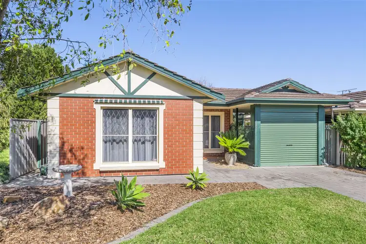 Second view of Homely house listing, 4/23 Estate Drive, Flagstaff Hill SA 5159