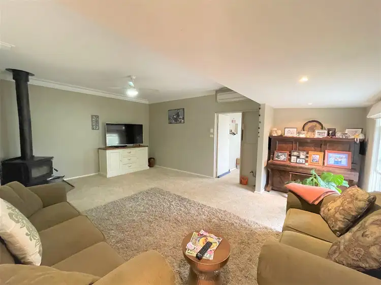 Third view of Homely house listing, 8 Johnston Street, Alexandra VIC 3714