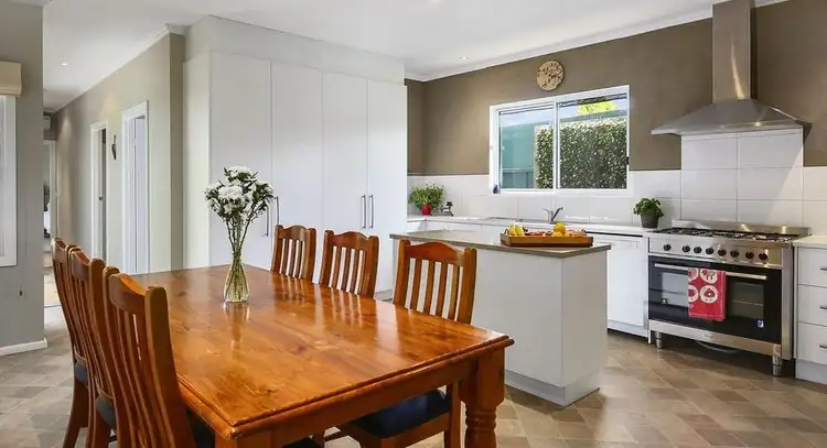 Fifth view of Homely house listing, 8 Johnston Street, Alexandra VIC 3714
