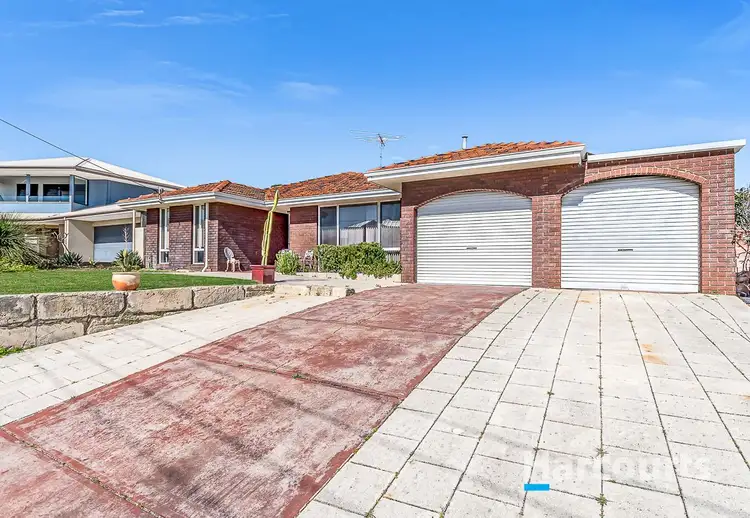 96 Mullaloo Drive, Kallaroo WA 6025
