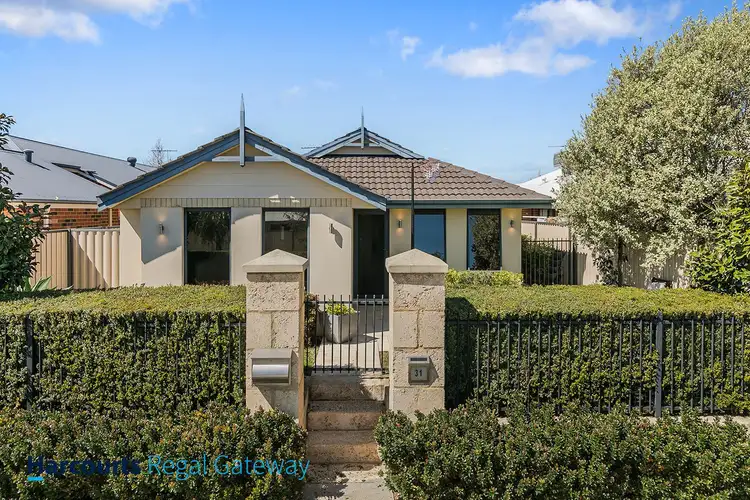 31 Camden Boulevard, Aubin Grove WA 6164