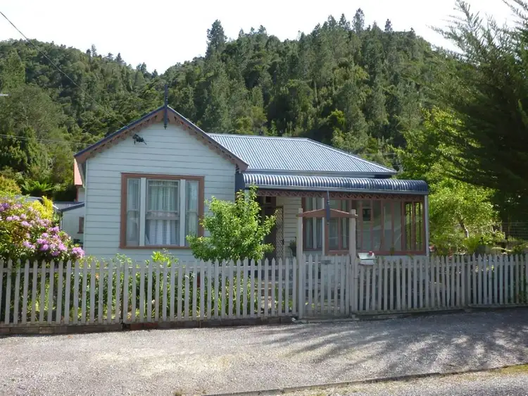 12 Austin Street, Queenstown TAS 7467