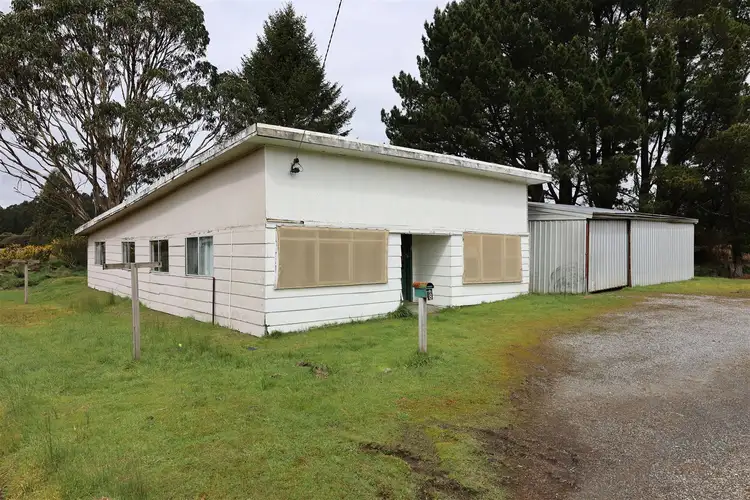 8 Queen Street, Zeehan TAS 7469