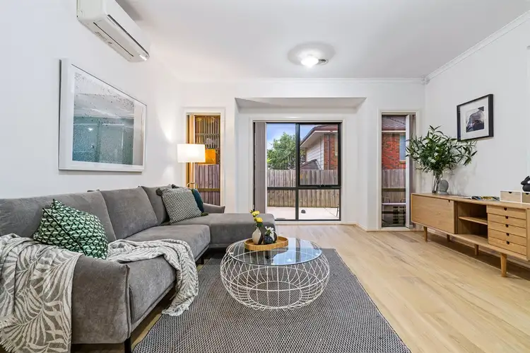 Fourth view of Homely townhouse listing, 7 Pinoak Close, Burwood VIC 3125