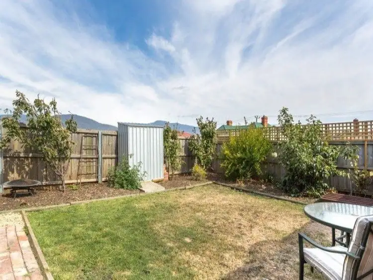 24 St Aubyn Square
