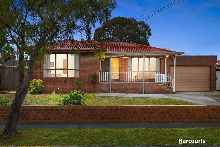 74 Huxley Avenue, Mulgrave VIC 3170