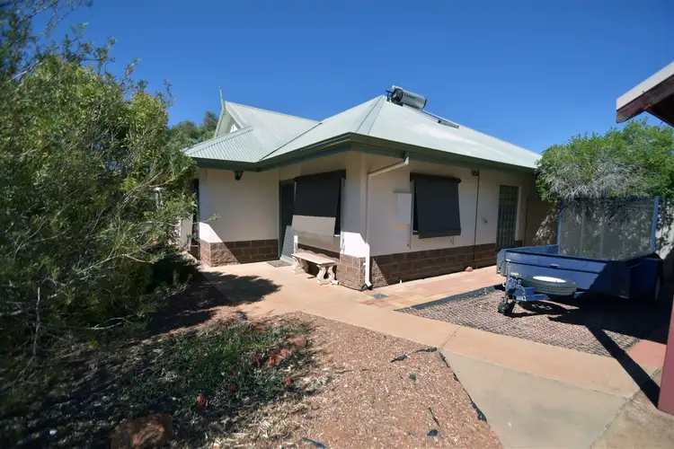 68 MEMORIAL AVENUE, Gillen NT 870