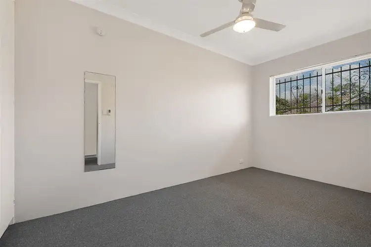 Third view of Homely unit listing, 4/6 Garnet, Clayfield QLD 4011