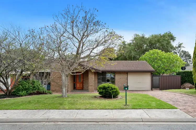 Second view of Homely house listing, 2 Harding Court, Morphett Vale SA 5162