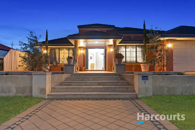 7 Foxfield Road, Darch WA 6065