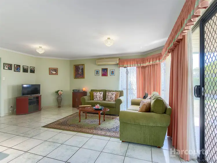Fifth view of Homely house listing, 2 Brampton Place, Taigum QLD 4018