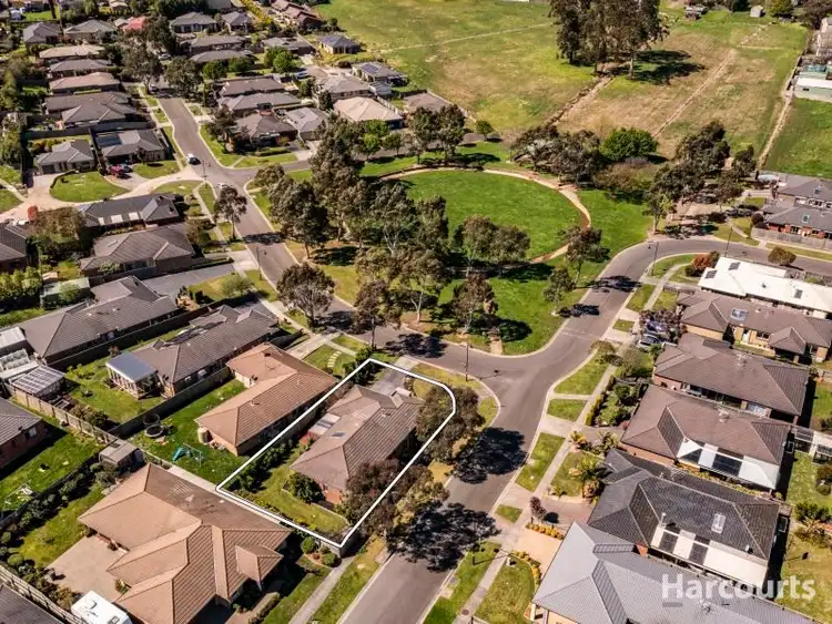 Second view of Homely house listing, 27 Rivendale Crescent, Drouin VIC 3818