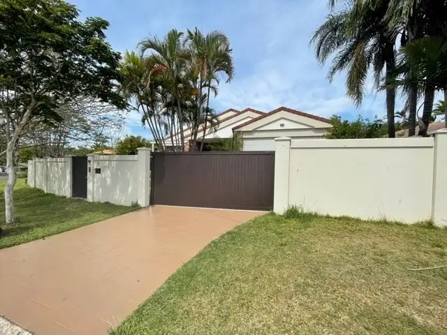 9 Inverness Way, Parkwood QLD 4214