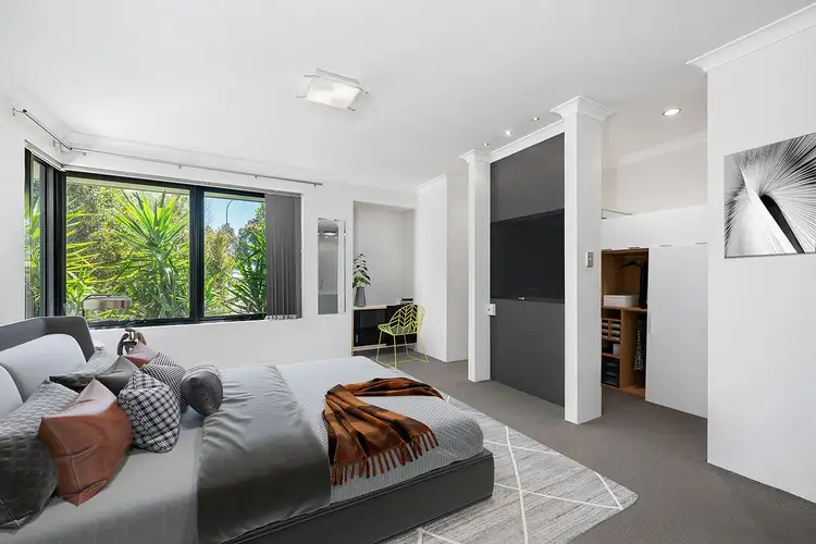 Seventh view of Homely house listing, 5 Mina Close, Piara Waters WA 6112