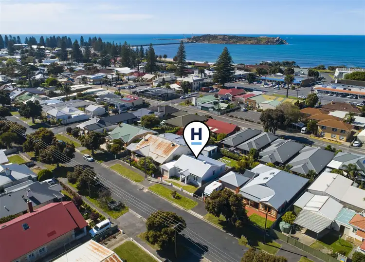 28 Sturt Street, Victor Harbor SA 5211