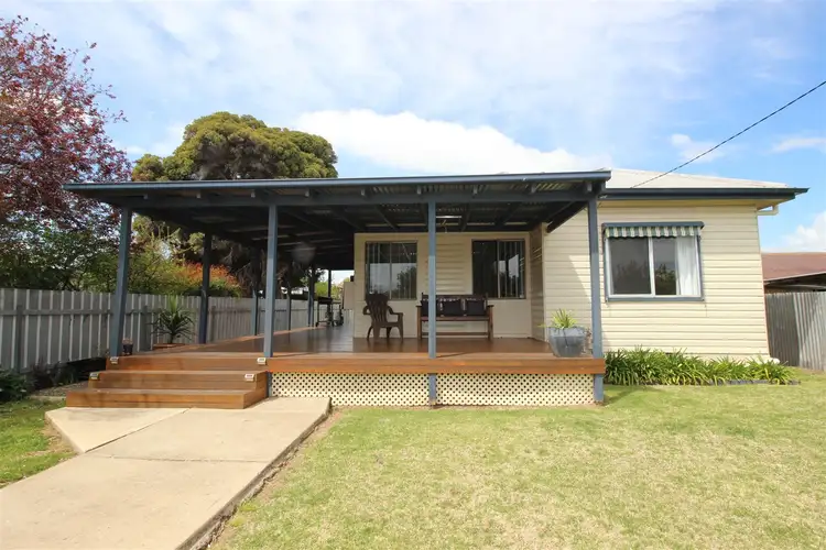 16 Margaret Street, Cootamundra NSW 2590