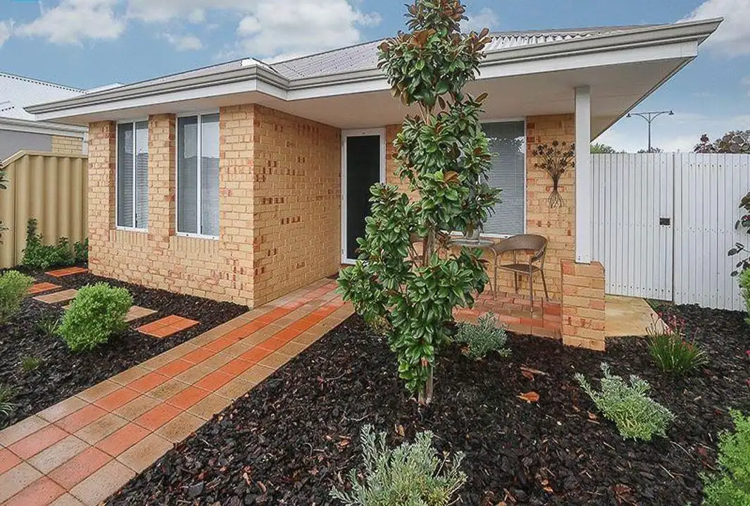 Main view of Homely house listing, 21 Essence Bend, Atwell WA 6164