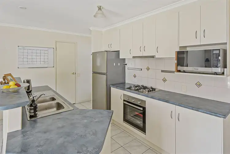 Fifth view of Homely house listing, 6 Lawson Close, Horsham VIC 3400