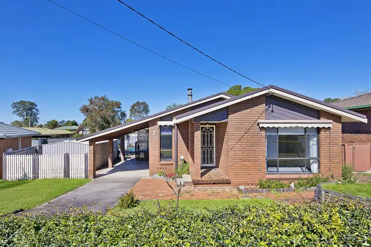 7 Marowin Place, Wauchope NSW 2446