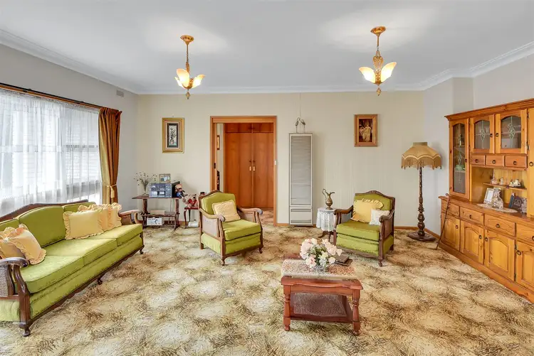 Fifth view of Homely house listing, 1 Rennison Street, Horsham VIC 3400