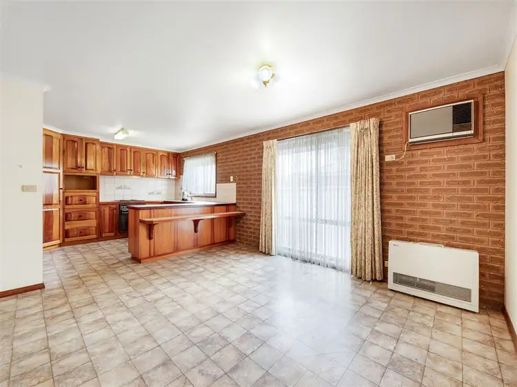 Third view of Homely house listing, 32 Albert Court, Wangaratta VIC 3677