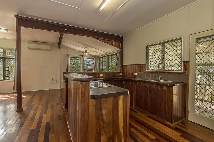 Second view of Homely house listing, 4 Union Street, Hyde Park Castletown QLD 4812