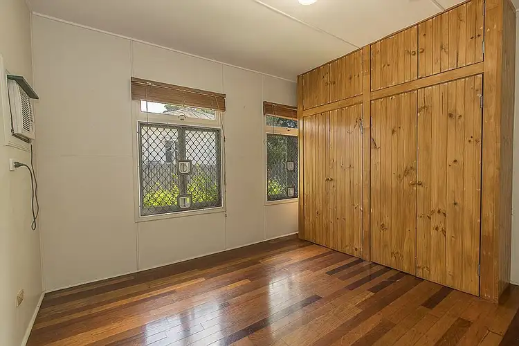 Fourth view of Homely house listing, 4 Union Street, Hyde Park Castletown QLD 4812