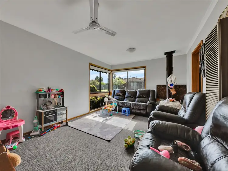 Second view of Homely house listing, 6 Milne Avenue, Wangaratta VIC 3677