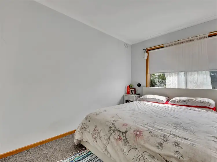 Fifth view of Homely house listing, 6 Milne Avenue, Wangaratta VIC 3677