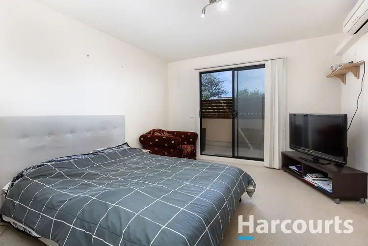 Fourth view of Homely apartment listing, 10/12 Hutton Street, Dandenong VIC 3175