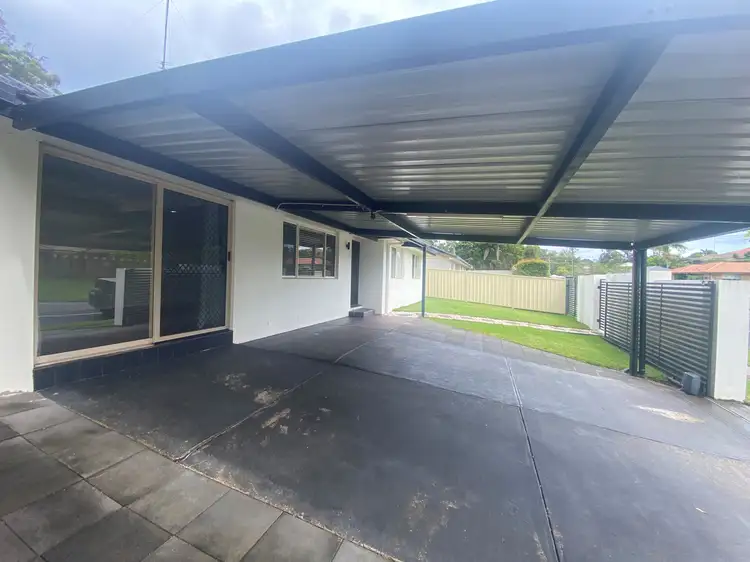 42 Macquarie Avenue, Molendinar QLD 4214