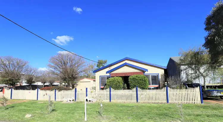 4 Badgery Street, Bombala NSW 2632