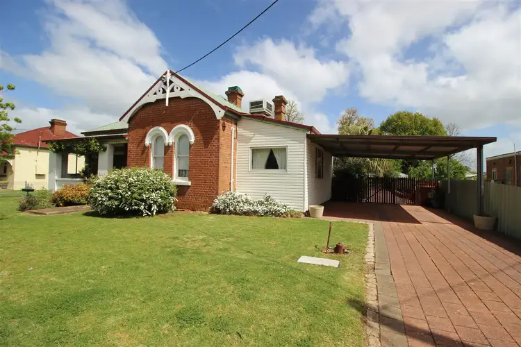 4 Justin Street, Cootamundra NSW 2590