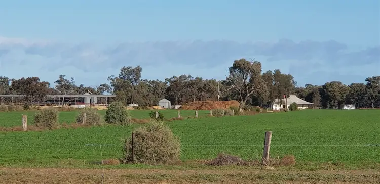 8 Safe Road, Koroop VIC 3579