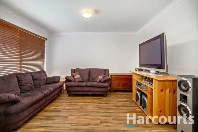 Second view of Homely house listing, 8 Sparrow Crescent, Broadwater WA 6280