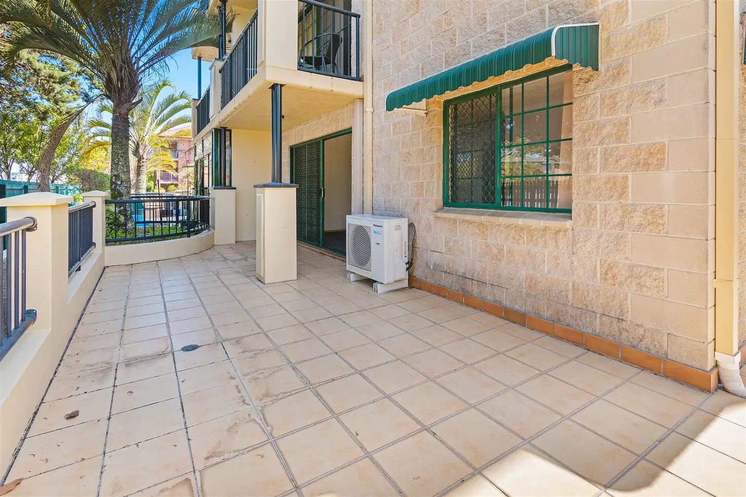 Main view of Homely unit listing, 2/152-154 High Street, Southport QLD 4215