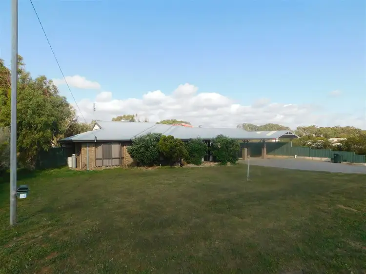 74 Tulloch Drive, Dongara WA 6525