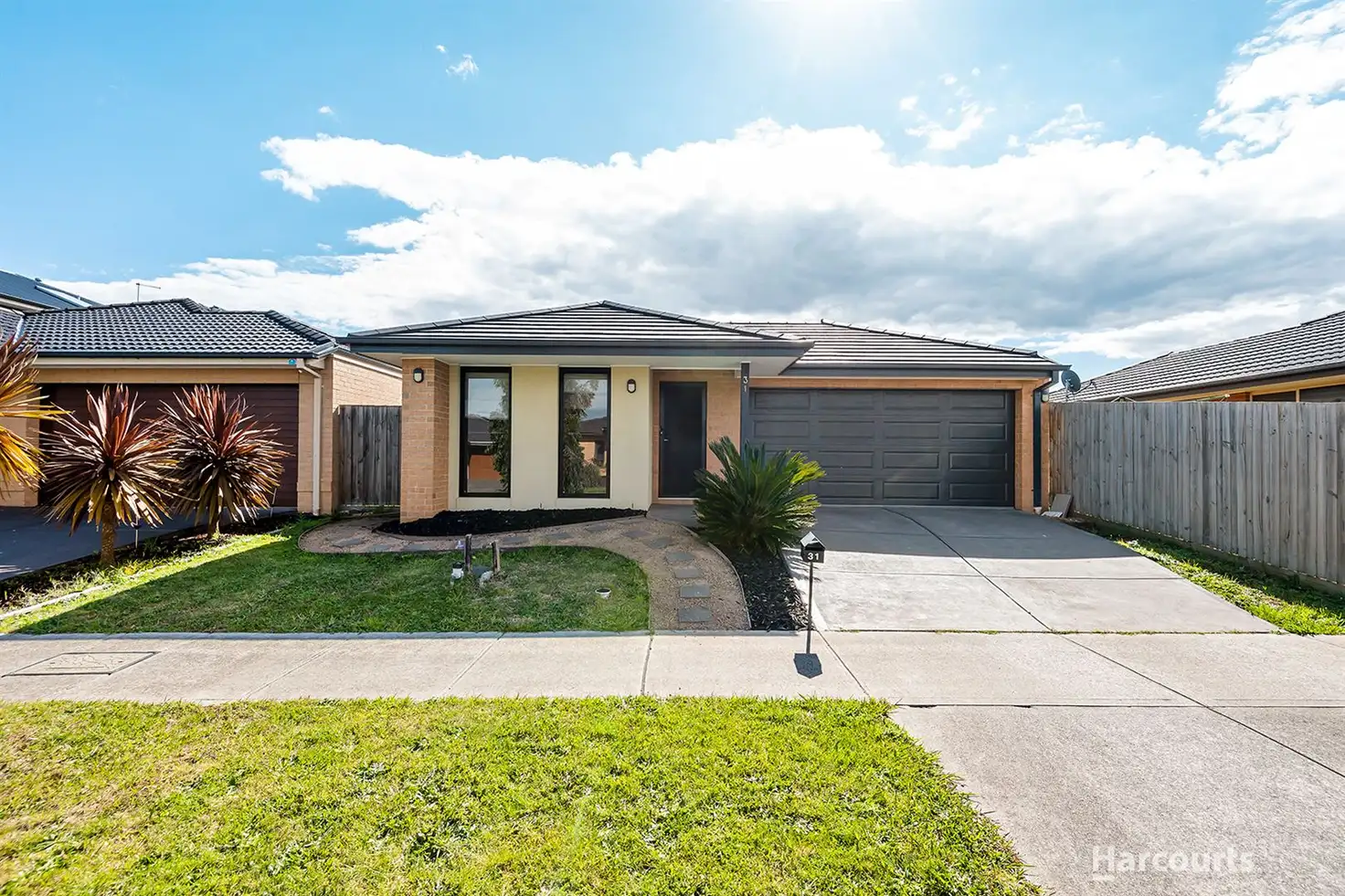 Main view of Homely house listing, 31 Saffron Avenue, Officer VIC 3809