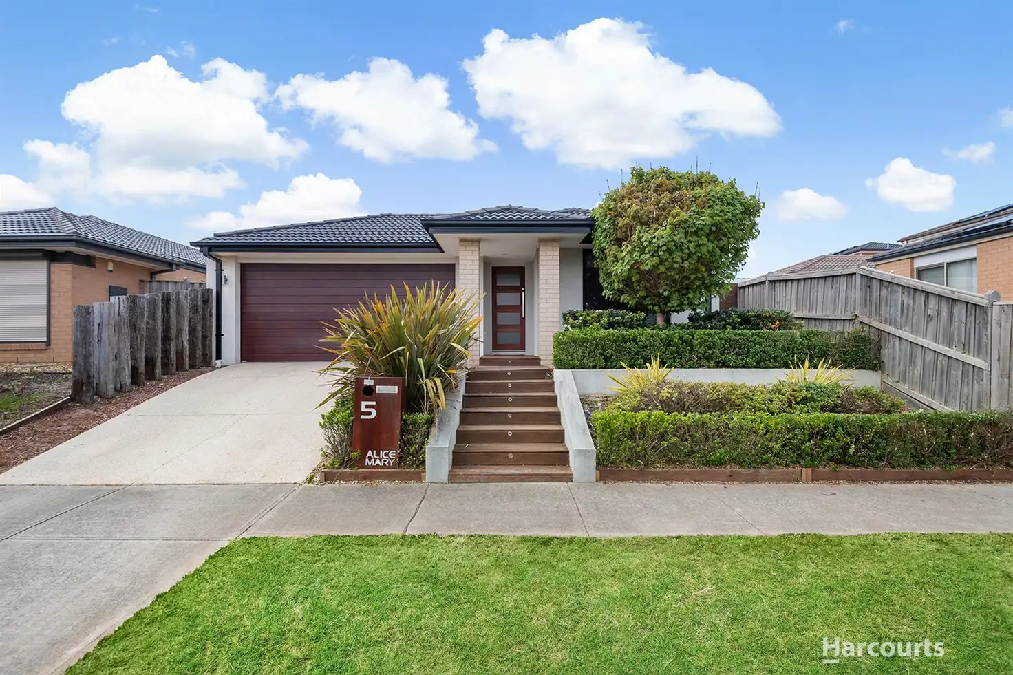 Main view of Homely house listing, 5 Alice Mary Road, Cranbourne West VIC 3977