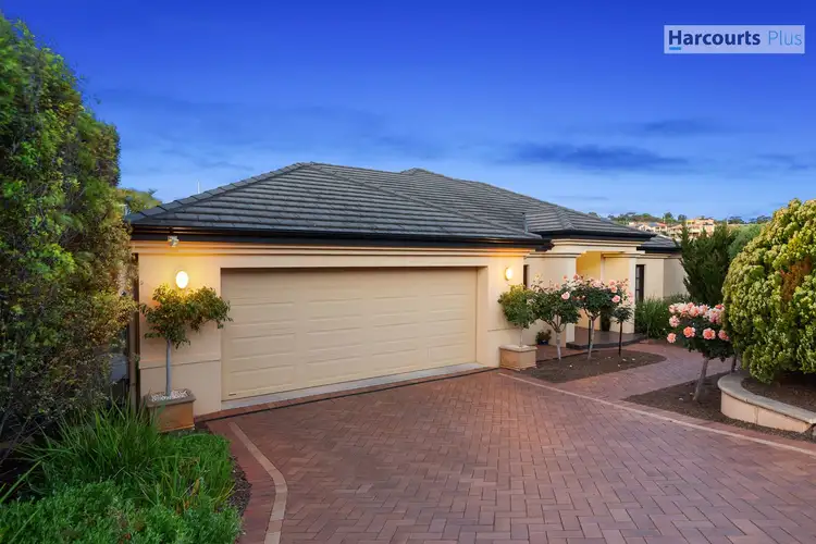 Second view of Homely house listing, 3 Ibis Crescent, Hallett Cove SA 5158