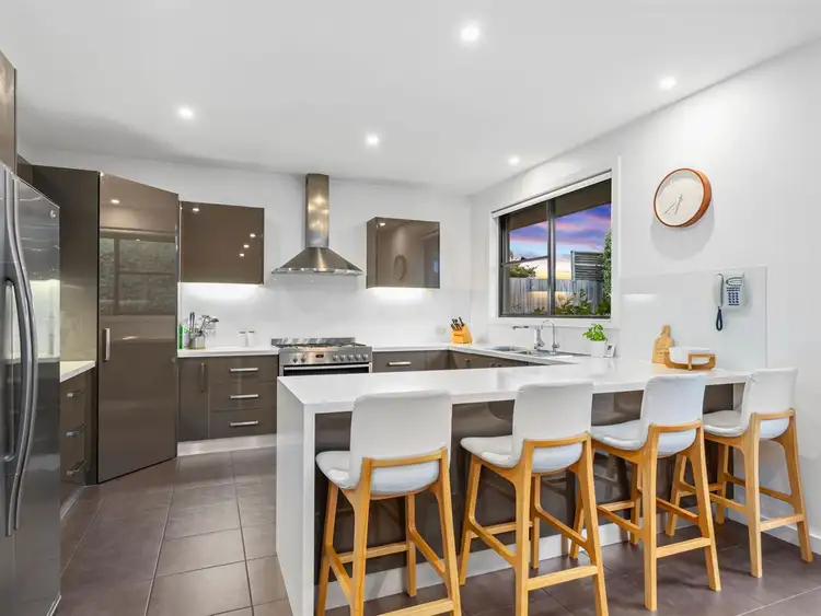 Sixth view of Homely house listing, 3 Fernleigh Court, Langwarrin VIC 3910
