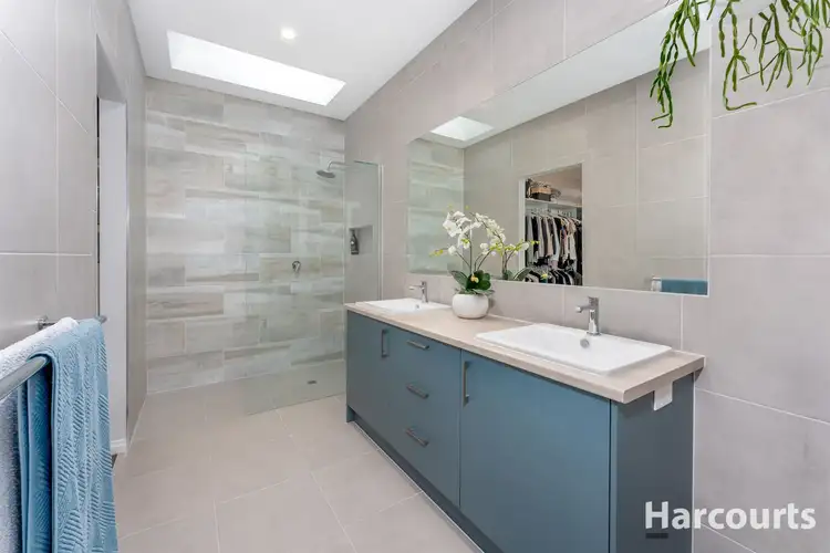 Fifth view of Homely house listing, 17 Streeton Drive, Warragul VIC 3820